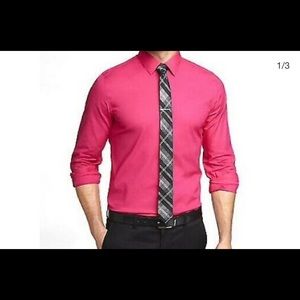 Men’s Express 1MX Fitted Medium Button Down